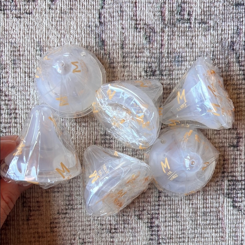 Pigeon bottle nipples, size m, 3+months. Brand new!